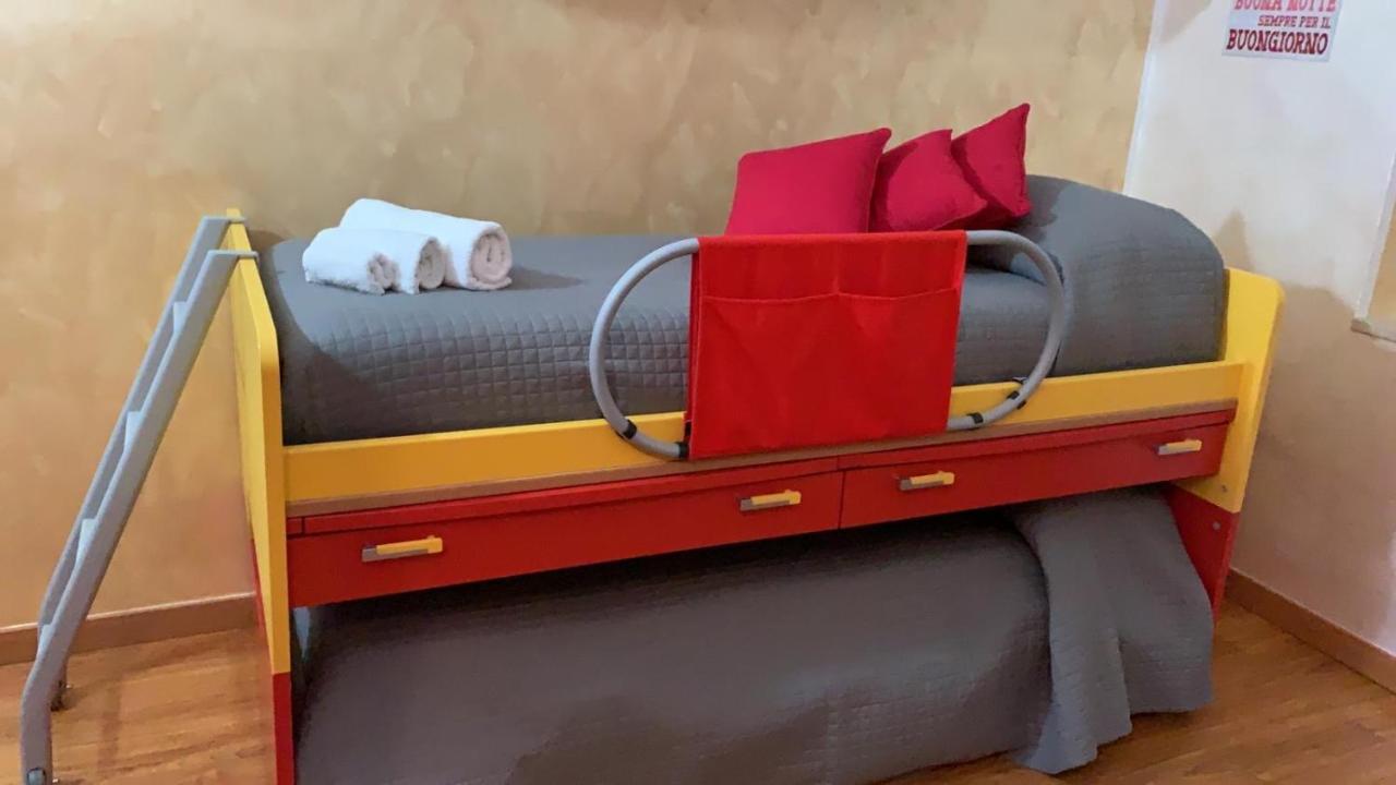Appartamento La Regina Del Garda Peschiera del Garda Dış mekan fotoğraf